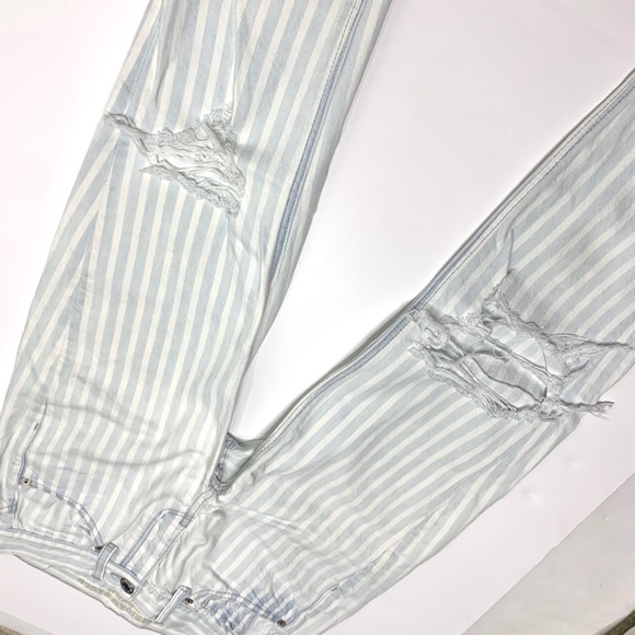 American Eagle Tomgirl Striped Denim Jeans Sz 00 - Picture 4 of 7
